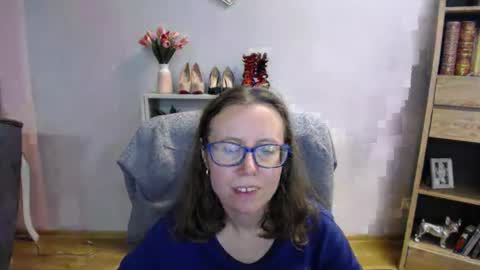 Snapshot of lizzy_sparkle chatting on October 3, 4:53 am Lizzy online show from October 3, 4:53 am
