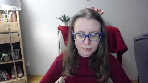 Lizzy online show from April 30, 4:52 am
