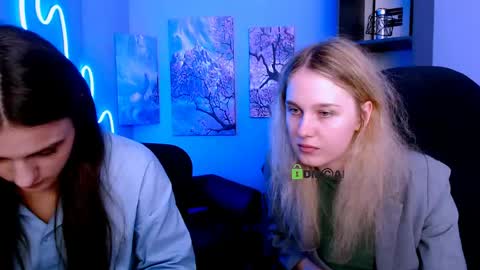 Snapshot of lizzy_sweety_purrr chatting on June 4, 11:16 am lizzy_sweety_purrr online show from June 4, 11:16 am