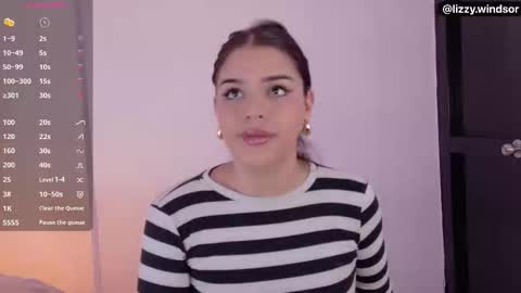 Snapshot of lizzywindsor chatting on February 13, 12:34 pm lizzywindsor online show from February 13, 12:34 pm