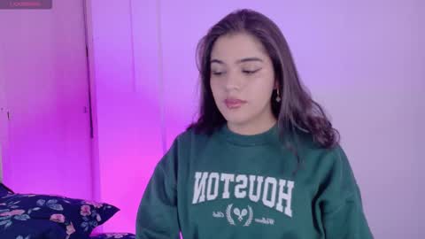 Snapshot of lizzywindsor chatting on March 2, 12:45 pm lizzywindsor online show from March 2, 12:45 pm