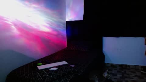 lliamm 2 online show from November 14, 7:07 am