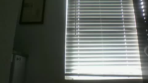 Snapshot of llzonall chatting on November 6, 3:24 pm DC online show from November 6, 3:24 pm