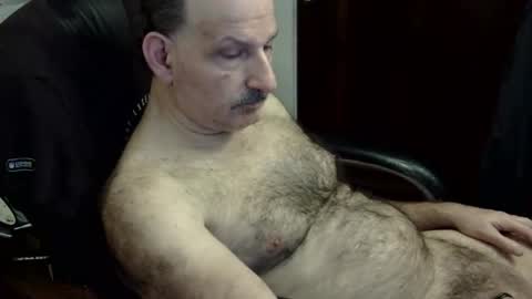 loades182025 online show from January 15, 3:55 am