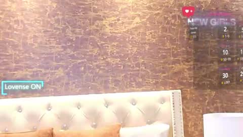  LOANA  online show from June 15, 4:09 pm