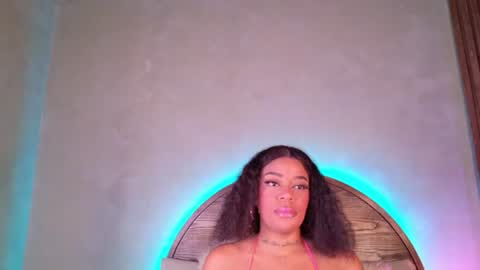  LOANA  online show from July 27, 4:14 pm