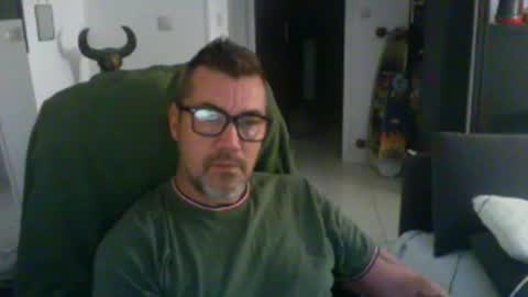 loanm online show from March 24, 6:07 am