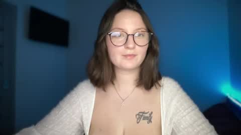locaalise online show from July 25, 5:54 pm