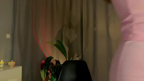 Snapshot of lodemure_ chatting on May 27, 1:13 am Lolla online show from May 27, 1:13 am