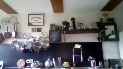 Snapshot of lof696969 chatting on May 12, 6:05 pm Floric Matthew online show from May 12, 6:05 pm