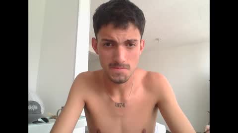 Snapshot of logaan_grey chatting on December 17, 7:53 pm logaan_grey online show from December 17, 7:53 pm