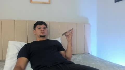 Snapshot of logan_9_ chatting on May 30, 3:09 pm logan online show from May 30, 3:09 pm