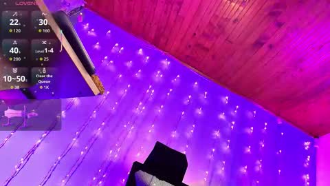 Snapshot of logan_adams27 chatting on March 13, 1:56 am Logan online show from March 13, 1:56 am