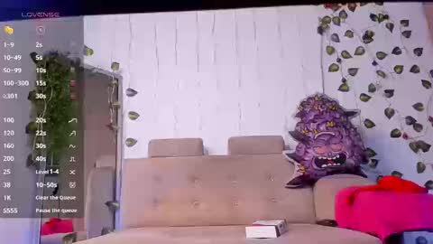 LOGAN DRAKE online show from January 8, 4:15 am