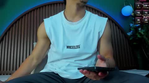 Snapshot of logan_griffin chatting on November 18, 4:39 am logan_griffin online show from November 18, 4:39 am