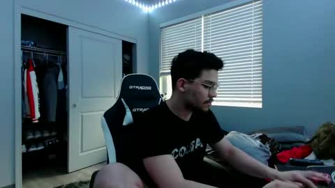 Logan suite22 online show from March 24, 1:43 am