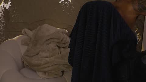 logan_varela online show from February 22, 1:53 pm