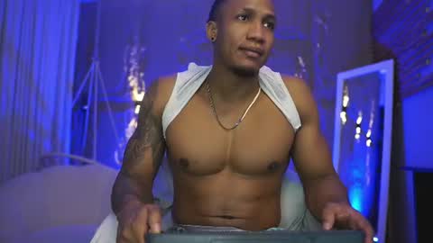 Snapshot of logan_varela chatting on July 3, 2:34 pm logan_varela online show from July 3, 2:34 pm
