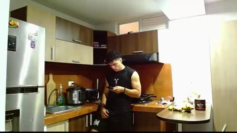 Loganandrwz online show from February 24, 6:06 pm