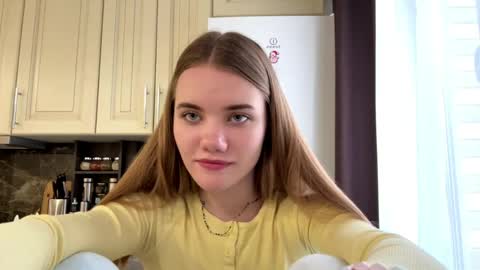 logancadarette online show from March 27, 12:38 pm