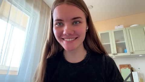 logancadarette online show from March 30, 12:28 pm