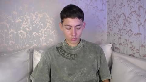 Snapshot of loganfoster_ chatting on November 29, 8:23 pm Loganfoster online show from November 29, 8:23 pm