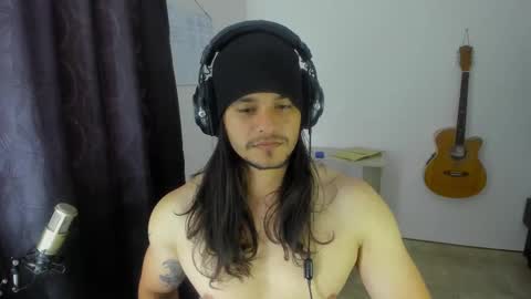 Snapshot of loganhot22 chatting on March 3, 8:11 pm Logan online show from March 3, 8:11 pm