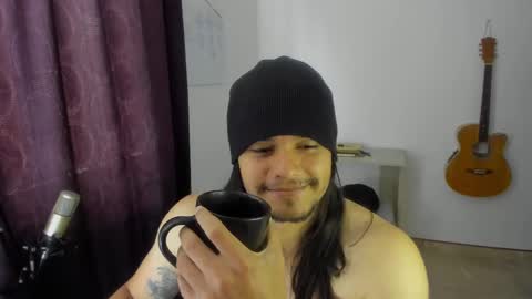 Snapshot of loganhot22 chatting on March 10, 2:59 pm Logan online show from March 10, 2:59 pm