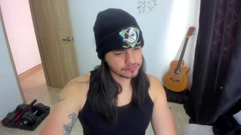 Snapshot of loganhot22 chatting on May 17, 12:45 pm Logan online show from May 17, 12:45 pm