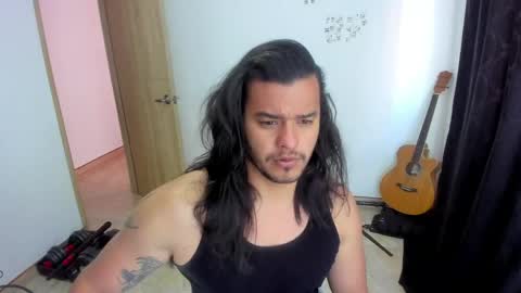 Snapshot of loganhot22 chatting on May 18, 12:44 pm Logan online show from May 18, 12:44 pm