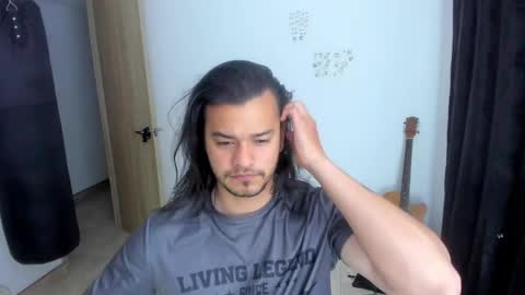 Snapshot of loganhot22 chatting on May 28, 8:11 am Logan online show from May 28, 8:11 am