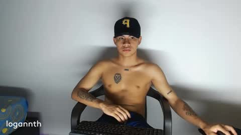 logannthh online show from February 3, 11:42 am