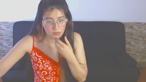 Snapshot of lois_fer chatting on March 29, 1:16 am Lois online show from March 29, 1:16 am