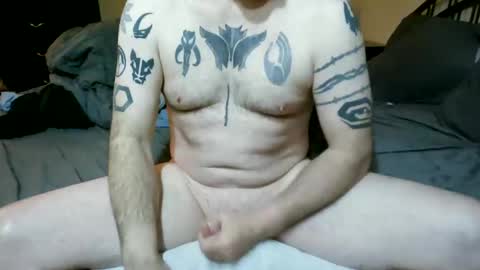 Snapshot of lokindmore chatting on January 18, 1:19 am lokindmore online show from January 18, 1:19 am