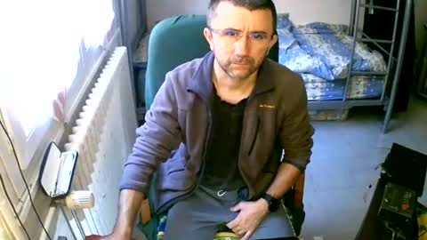 lokoum39 online show from December 4, 12:03 pm