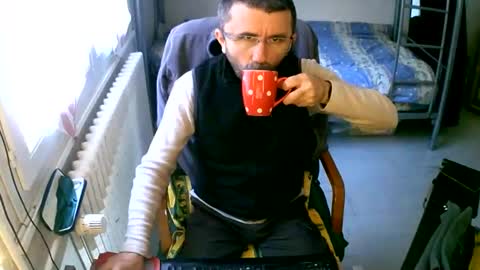 lokoum39 online show from December 12, 11:18 am