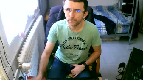 lokoum39 online show from January 3, 1:58 pm