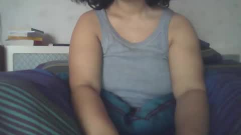 Snapshot of lola93939 chatting on December 2, 8:19 am lola93939 online show from December 2, 8:19 am