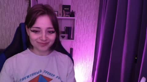 Snapshot of lola_bani_ chatting on December 2, 10:56 pm lola online show from December 2, 10:56 pm