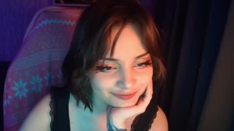 Snapshot of lola_bani_ chatting on January 4, 9:52 pm lola online show from January 4, 9:52 pm