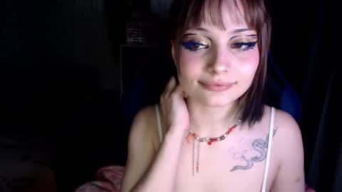 Snapshot of lola_bani_ chatting on February 26, 12:47 pm lola online show from February 26, 12:47 pm