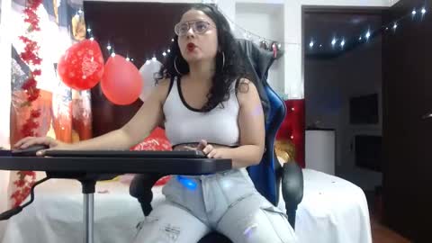 lola_fiery online show from December 6, 7:34 pm