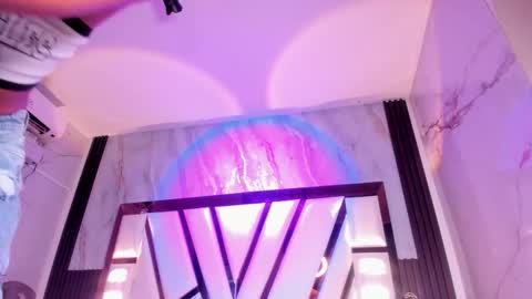 Snapshot of lola_hornei chatting on November 14, 11:31 am Lola online show from November 14, 11:31 am