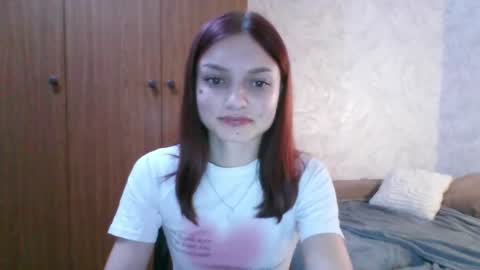 lola_sweetglow online show from July 27, 7:10 pm
