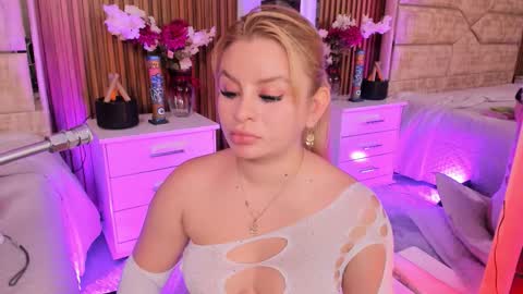 Lola Angel online show from March 19, 7:51 pm