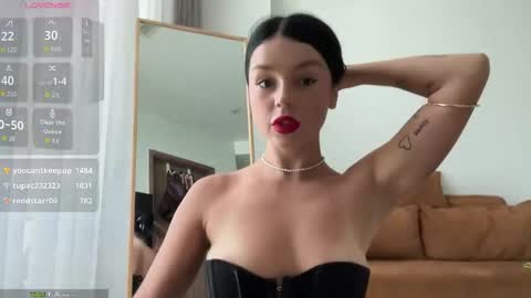 Lola online show from September 24, 3:10 am