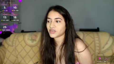Snapshot of lolaasmith_21 chatting on June 14, 4:31 pm lolaasmith_21 online show from June 14, 4:31 pm