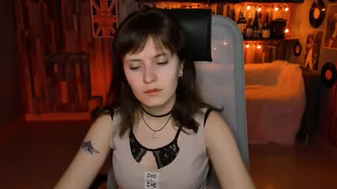 Snapshot of lolaasmus chatting on January 15, 7:02 am I consider myself the god Loki but life just calls me LOL online show from January 15, 7:02 am