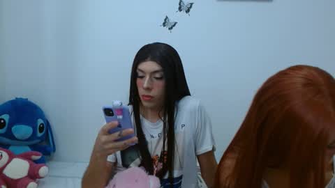 lolabloomx online show from November 3, 2:40 pm