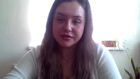 Snapshot of lolacutegirl chatting on March 16, 9:35 am Lola online show from March 16, 9:35 am